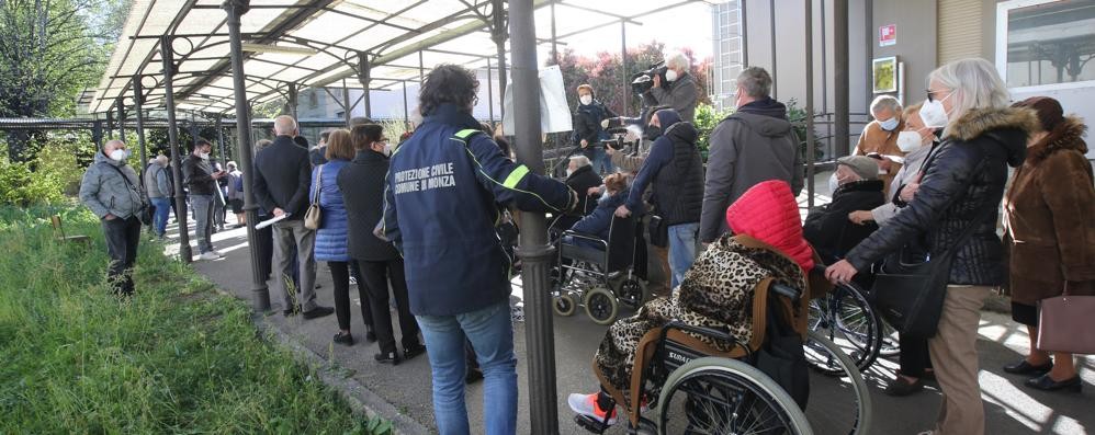 Monza Centro vaccinale ospedale via Solferino