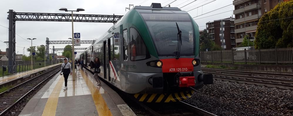 Villasanta stazione Besanino treno