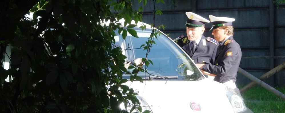 Agenti di polizia locale a Cesano
