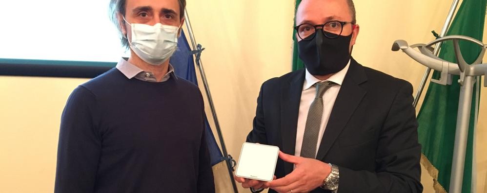 Concorezzo il sindaco Mauro Capitanio, a destra,  e Federico Cereda dalla Vis-flex