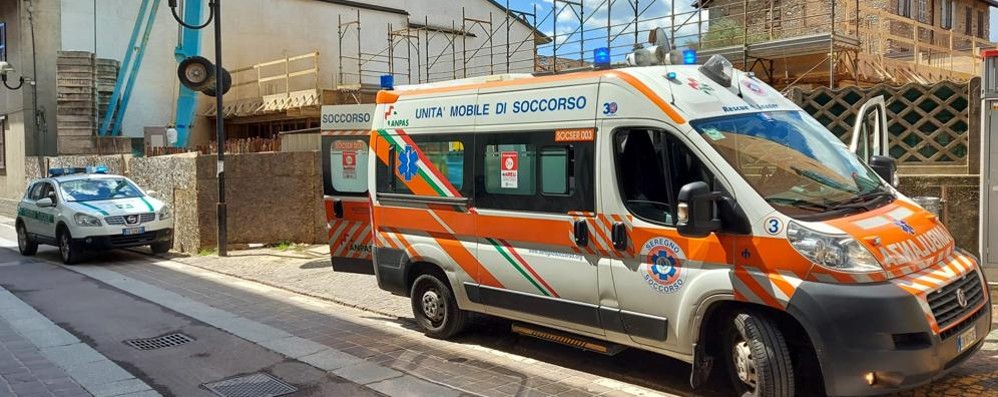 Verano Brianza incidente lavoro precipitato in cantiere