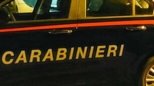 I carabinieri di Lentate sul Seveso durante un controllo