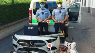Lissone polizia locale operazione auto rubata con targa falsa e componenti rubate