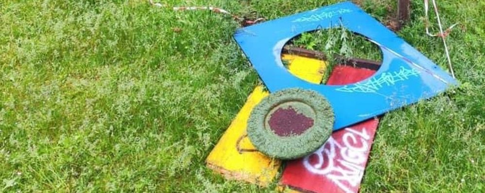 Web parco via rosa.ancora vandalismi ad un mese dal Sopralluogo