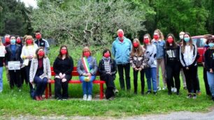 Inaugurazione  PANCHINA ROSSA al Liceo PARINI di Lissone