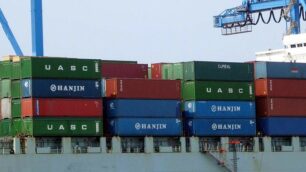 Problemi per le aziende italiane e brianzole: mancano le materie prime, ma aumentano anche i costi dei container