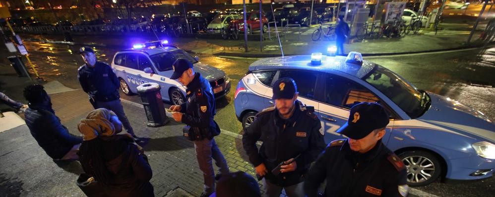 Monza Stazione Fs Controlli polizia di stato