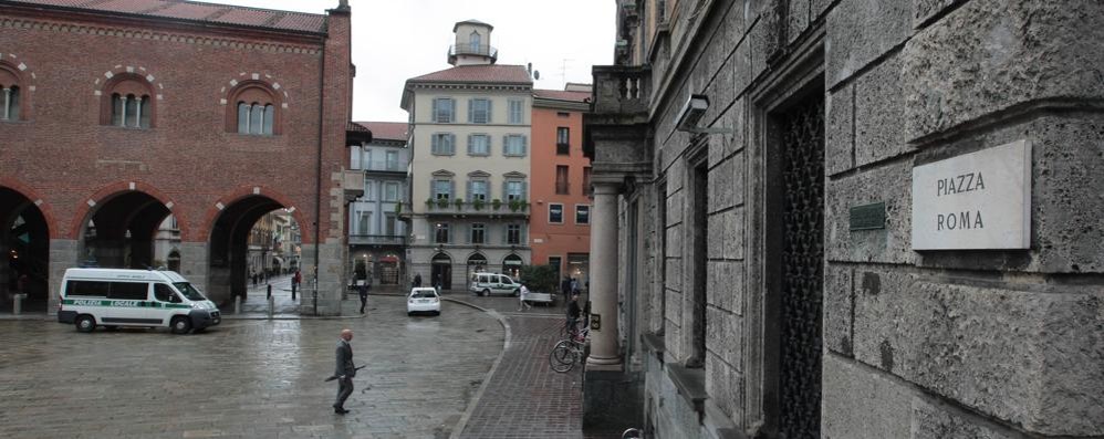 Monza, piazza Roma