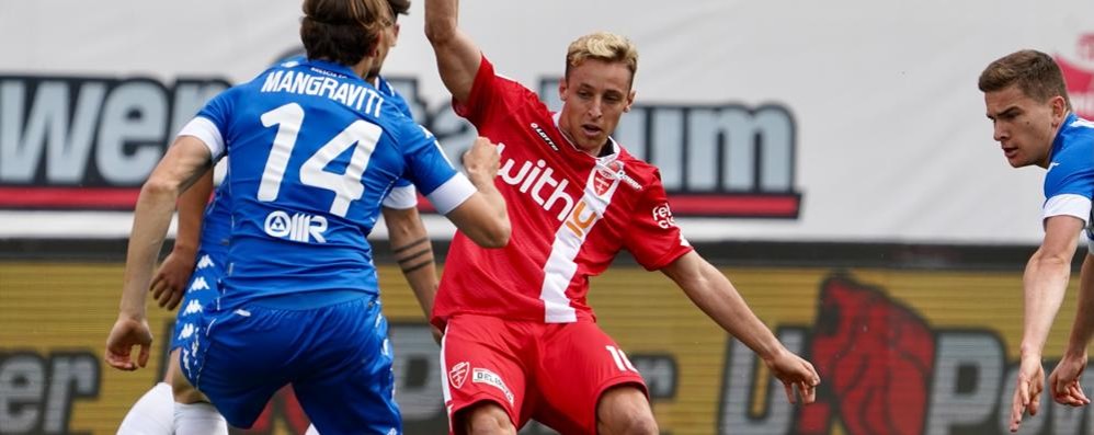 Davide Frattesi in azione contro il Brescia