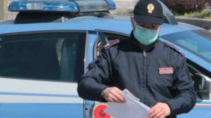 Un poliziotto