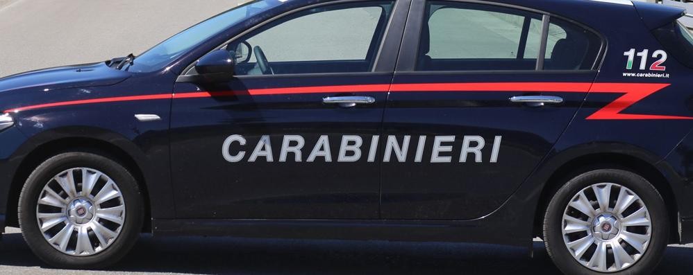 Una vettura dell’Arma