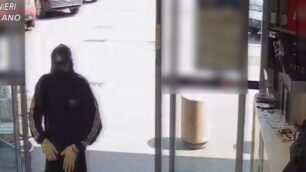 Carabinieri rapine supermercati