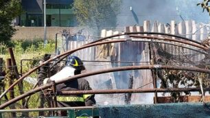 Incendio capanno confine Lentate sul Seveso