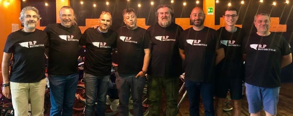 Una parte del gruppo che percorrerà in Graziella il tragitto Desio-Roma