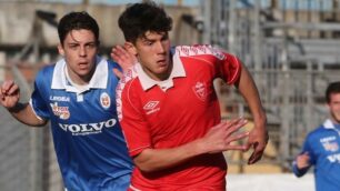 Como calcio Lega Pro campionato: un giovane Matteo Pessina in maglia Monza nel 2014-2015 contro il Como (0-0)