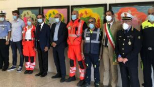 Vimercate mostra Warhol hub vaccinale visita Attilio Fontana