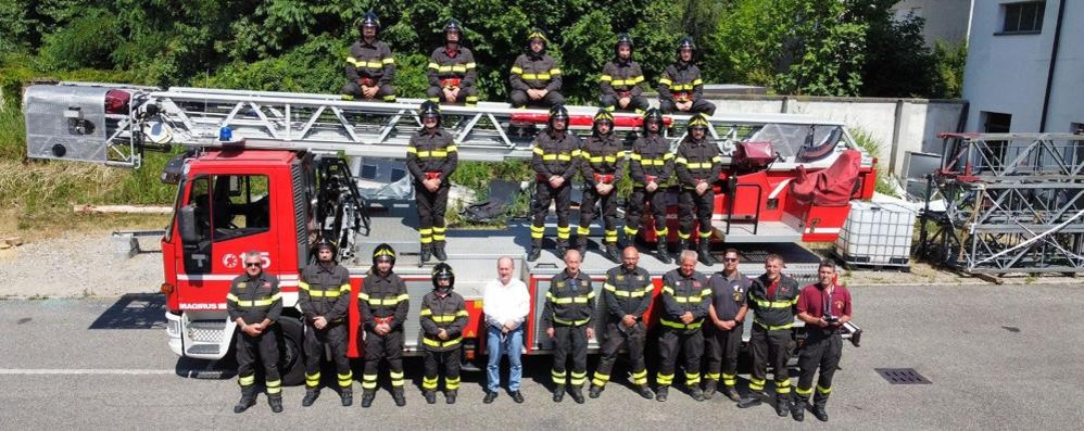 Foto di gruppo (foto vigili del fuoco)