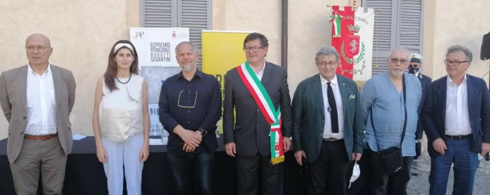 Da sinistra: Alessandro Savelli, l'assessore Irene Zappalà, Claudio Palmieri, il sindaco Fabrizio Pagani, Luigi Rossi, Flaminio Gualdoni, Franco Marrocco