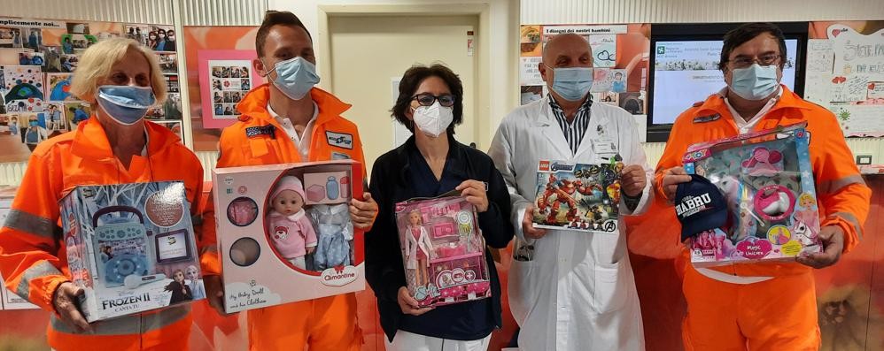 Donazione Croce Bianca Brugherio alle due pediatrie Ospedali di Vimercate e Desio: in foto Vimercate