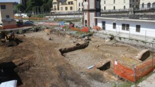 Monza: scavi alla stazione ferroviaria