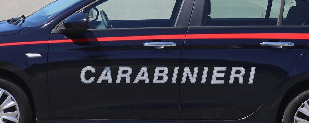 Un’auto dei carabinieri