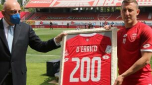 Il capitano Andrea D'Errico ha tagliato nella trasferta di Salerno lo storico traguardo delle 200 presenze in maglia Monza. Tra 4 presenze raggiungerà Giacomo Villa al decimo posto della classifica di tutti i tempi.