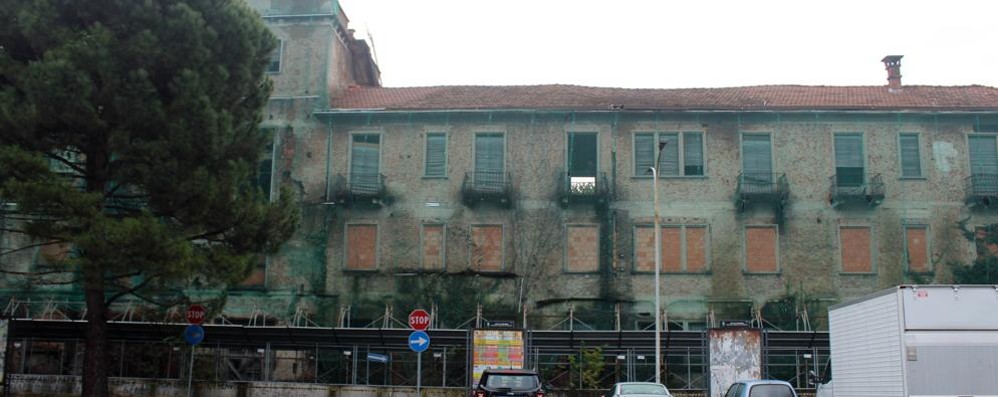 L'edificio dell'ex clinica Santa Maria