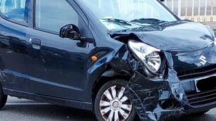 Una delle macchine incidentate