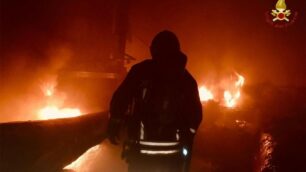 Incendio a Brugherio: le foto
