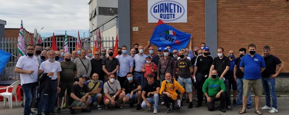 Ceriano Laghetto presidio lavoratori Gianetti Fad Wheel Gianetti Ruote