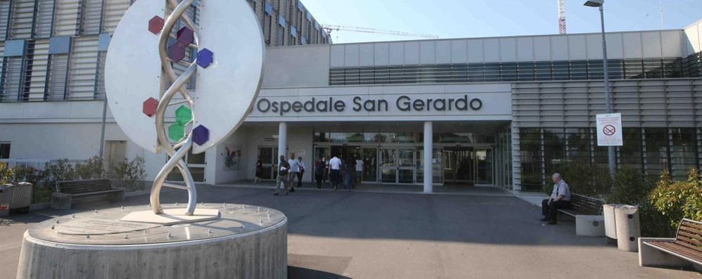 Monza Ingresso ospedale san Gerardo