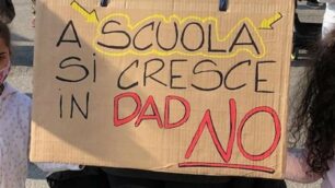 Una delle proteste contro la Dad dei mesi scorsi in Brianza