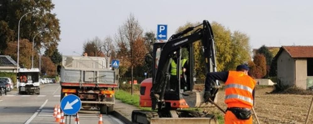 La via Biffi di Mezzago durante recenti lavori stradali