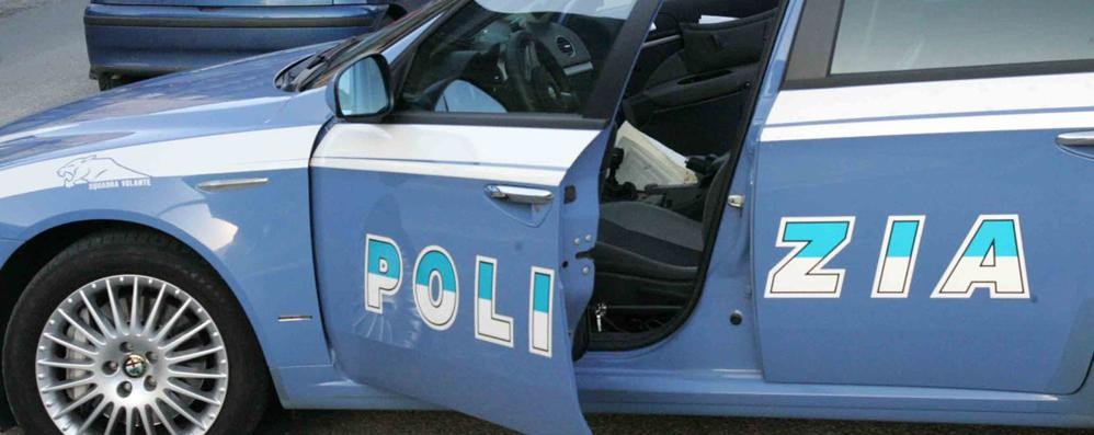 Un’auto della polizia