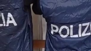 Agenti di polizia