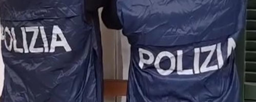 Agenti di polizia