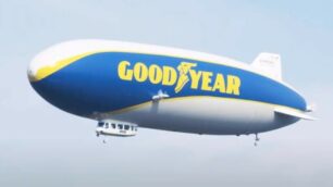 Blimp Good Year Monza