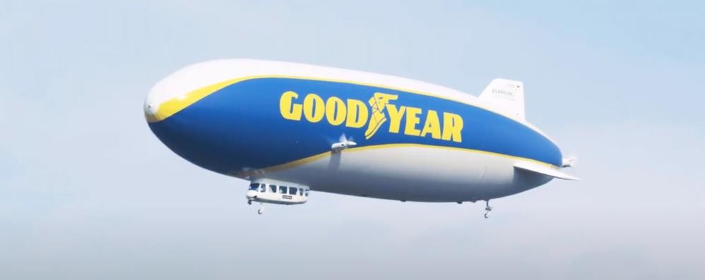 Blimp Good Year Monza