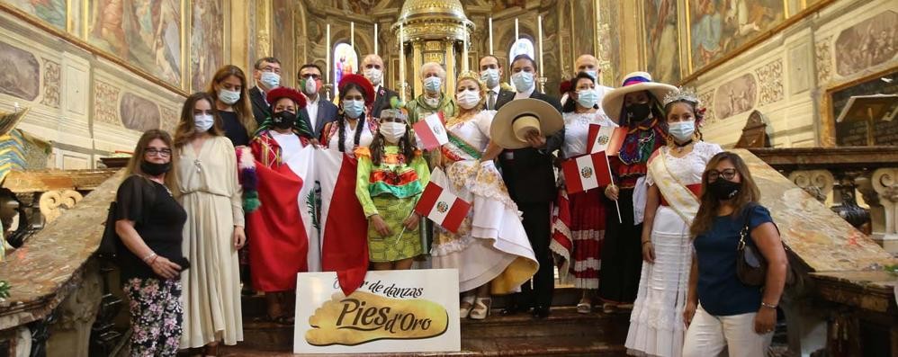 Festa organizzata dalla comunita peruviana per celebrare i duecento anni di indipendenza del Peru