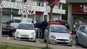 La scena dell’arresto a Cesano dopo la tentata rapina all’Oro Cash