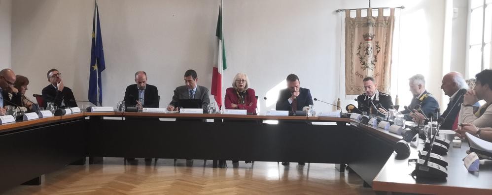 Una riunione del Comitato provinciale per l’ordine e la sicurezza pubblica