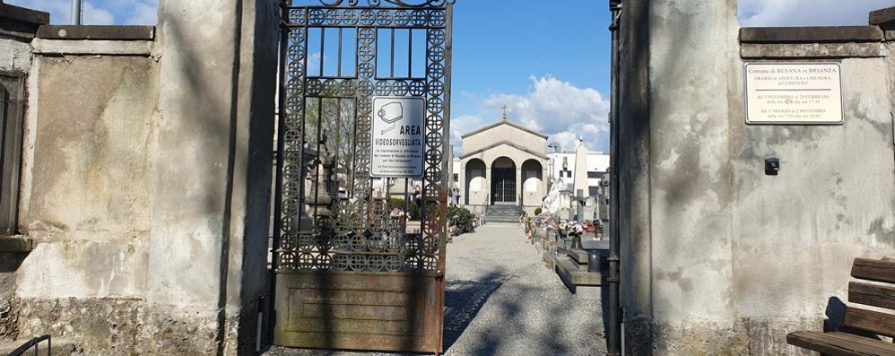 Il cimitero di Besana