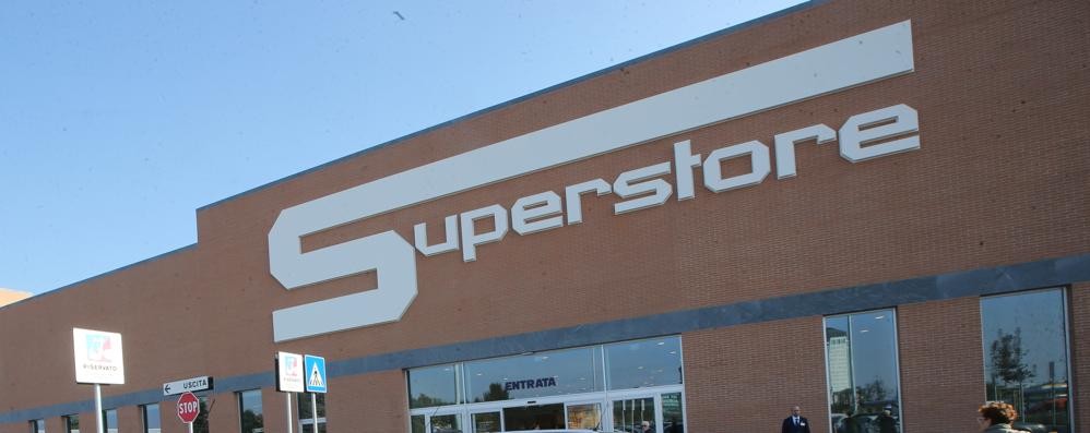 Vimercate Nuovo Superstore Esselunga