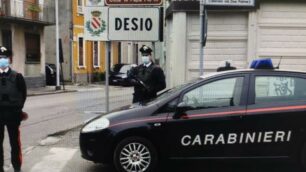 Un controllo dei carabinieri di Desio