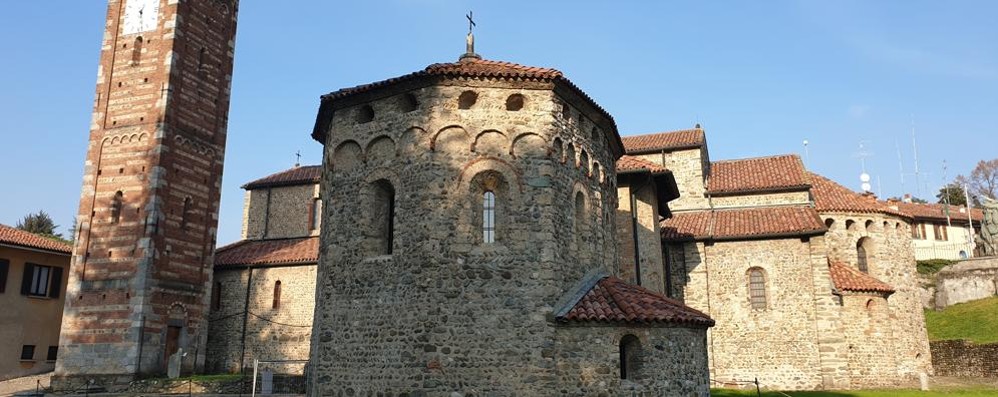 carate: Aglaite basilica battistero