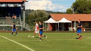 I giocatori azzurri tornano a metà campo dopo la rete dell'1-0 realizzata da Cernigoi