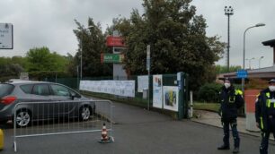 L’ingresso del centro vaccinale di Verano Brianza