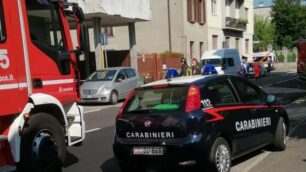 Vigili del fuoco e carabinieri in corso Matteotti