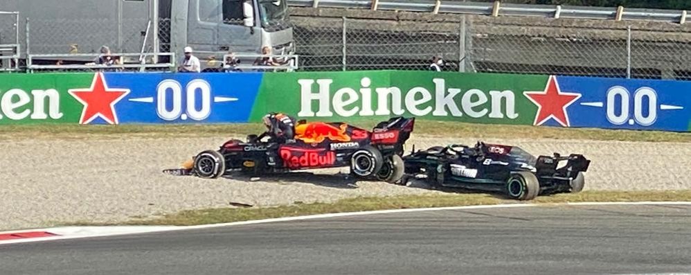 incidente Hamilton Verstappen Gp Monza 2021
