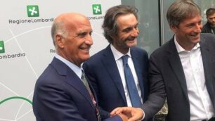 Angelo Sticchi Damiani, presidente Aci, con Attilio Fontana e Fabrizio Sala